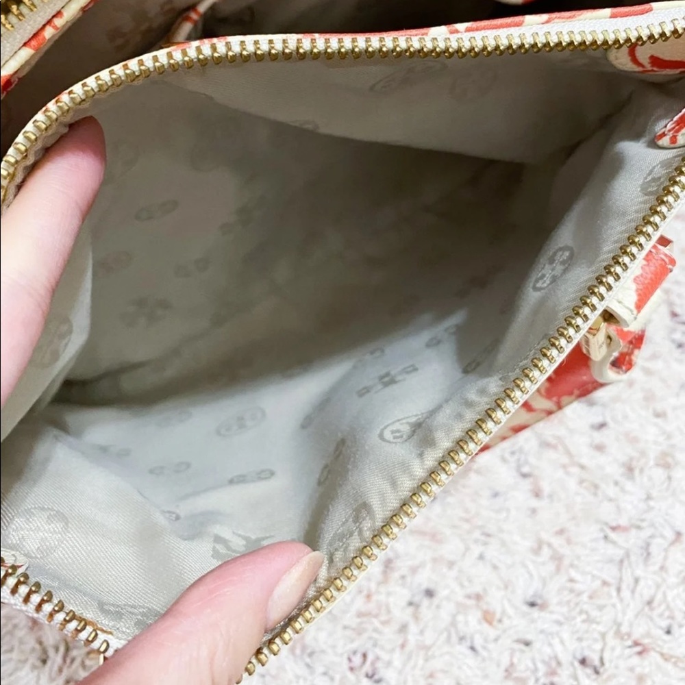 Tory Burch Handbag Robinson Collection18 Floral - Picture 6 of 12